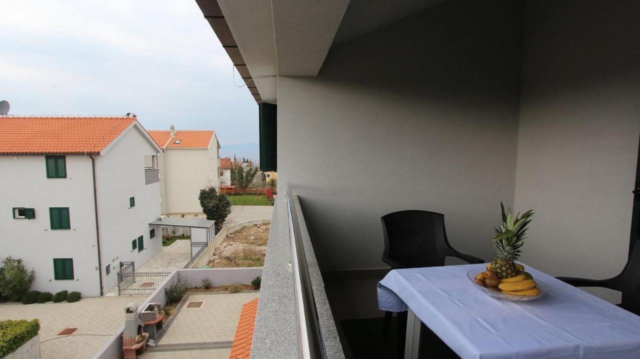 Apartments Vabec Malinska Exterior foto
